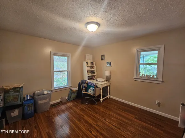 $219,700 | 133 Balfour Lane, Harrogate, TN 37752