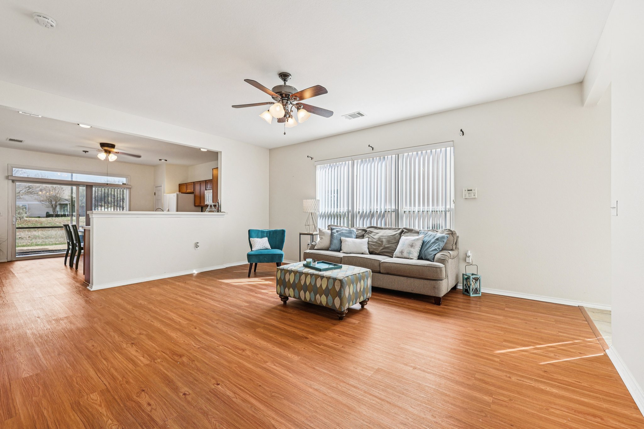323 Crockett Loop Georgetown, TX 78633 - Photo 12 of 34 from garage/guest hall