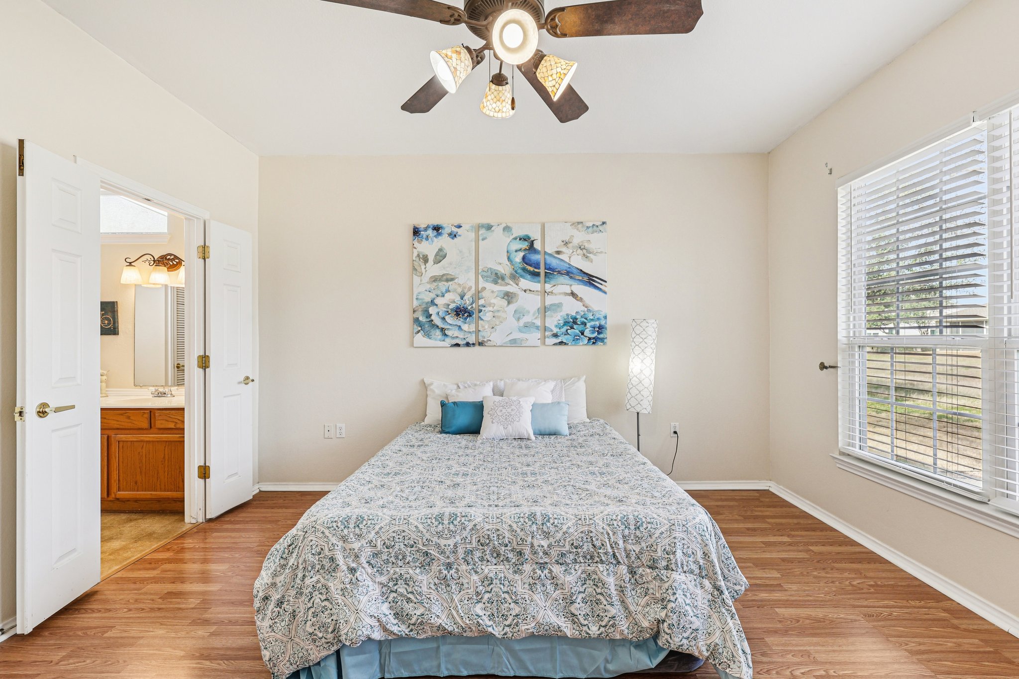 323 Crockett Loop Georgetown, TX 78633 - Photo 16 of 34