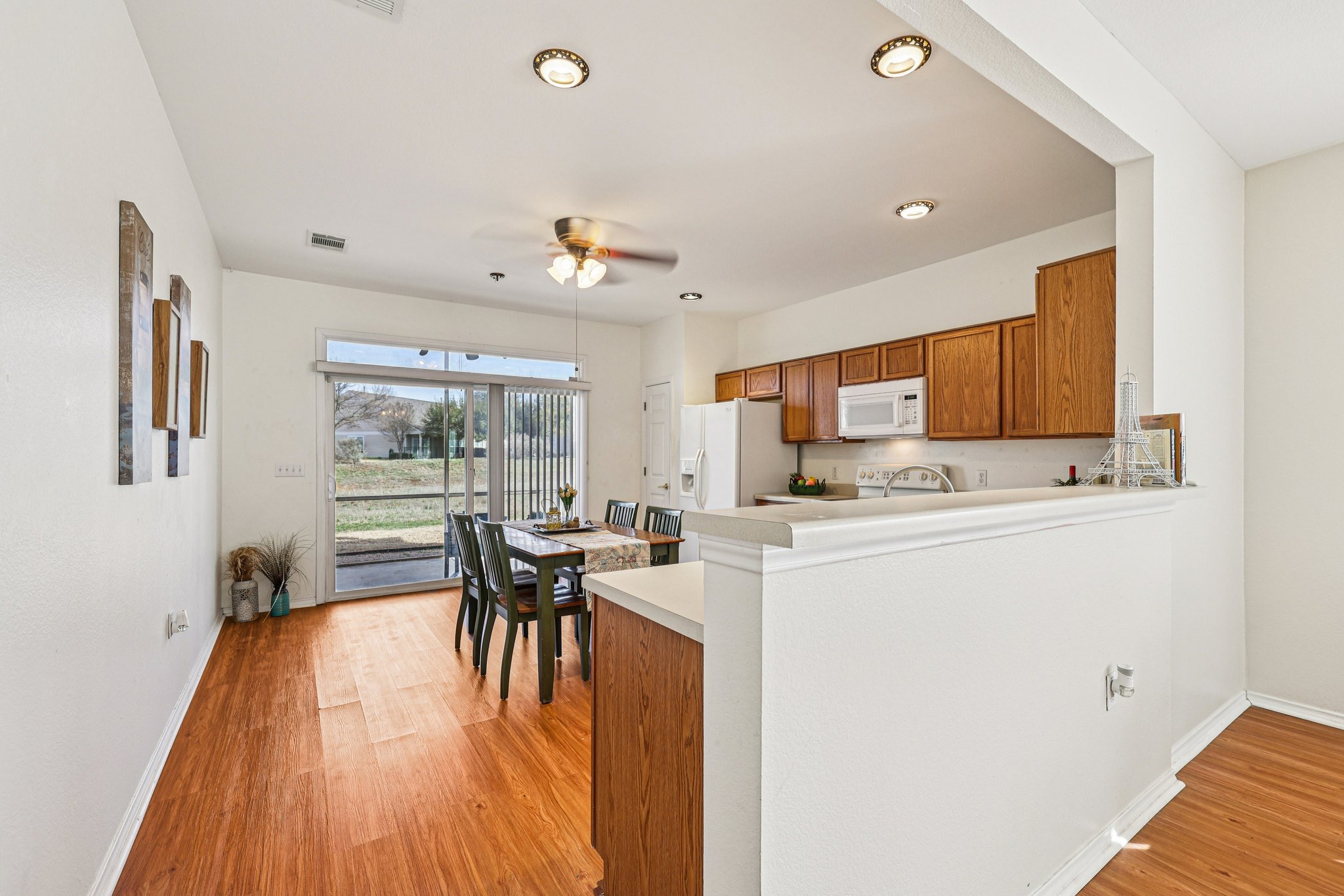 323 Crockett Loop Georgetown, TX 78633 - Photo 23 of 34