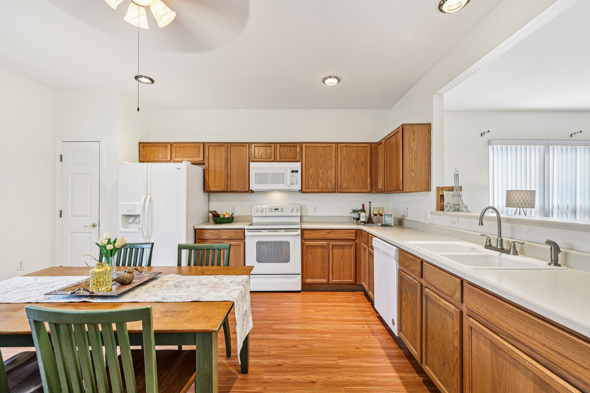 323 Crockett Loop Georgetown, TX 78633 - Photo 24 of 34