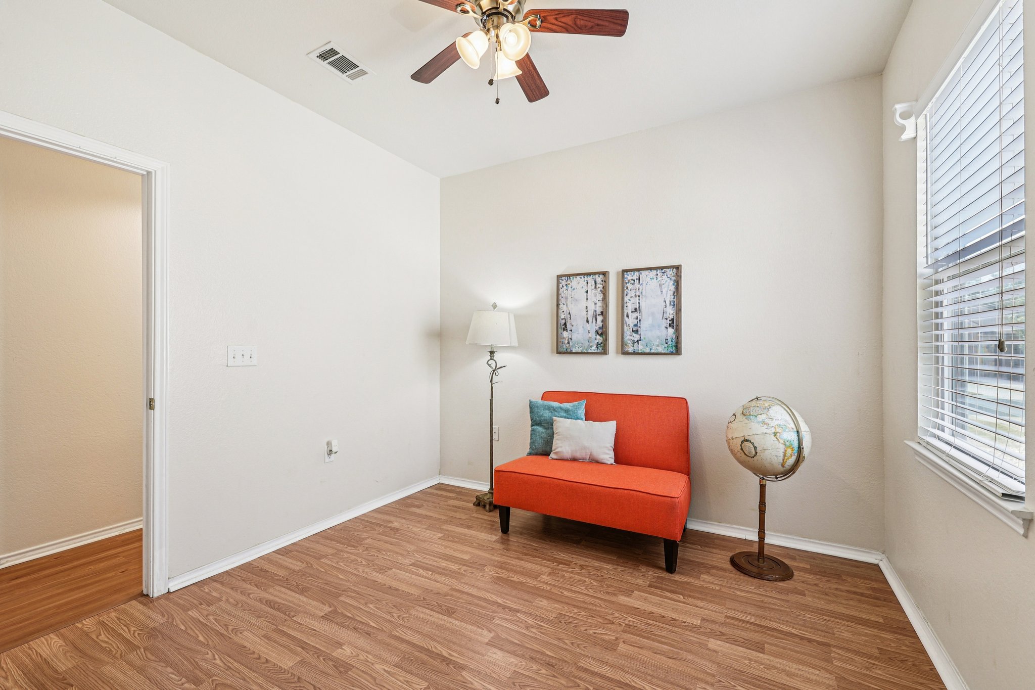 323 Crockett Loop Georgetown, TX 78633 - Photo 9 of 34