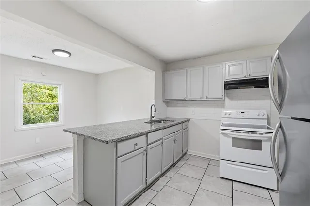 $160,000 | 5609 Oakland Avenue, Kansas City, MO 64129