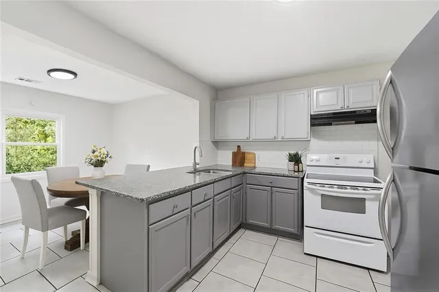 $160,000 | 5609 Oakland Avenue, Kansas City, MO 64129