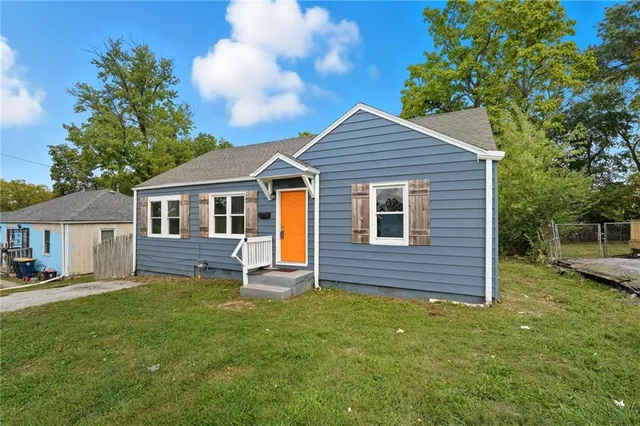 $160,000 | 5609 Oakland Avenue, Kansas City, MO 64129