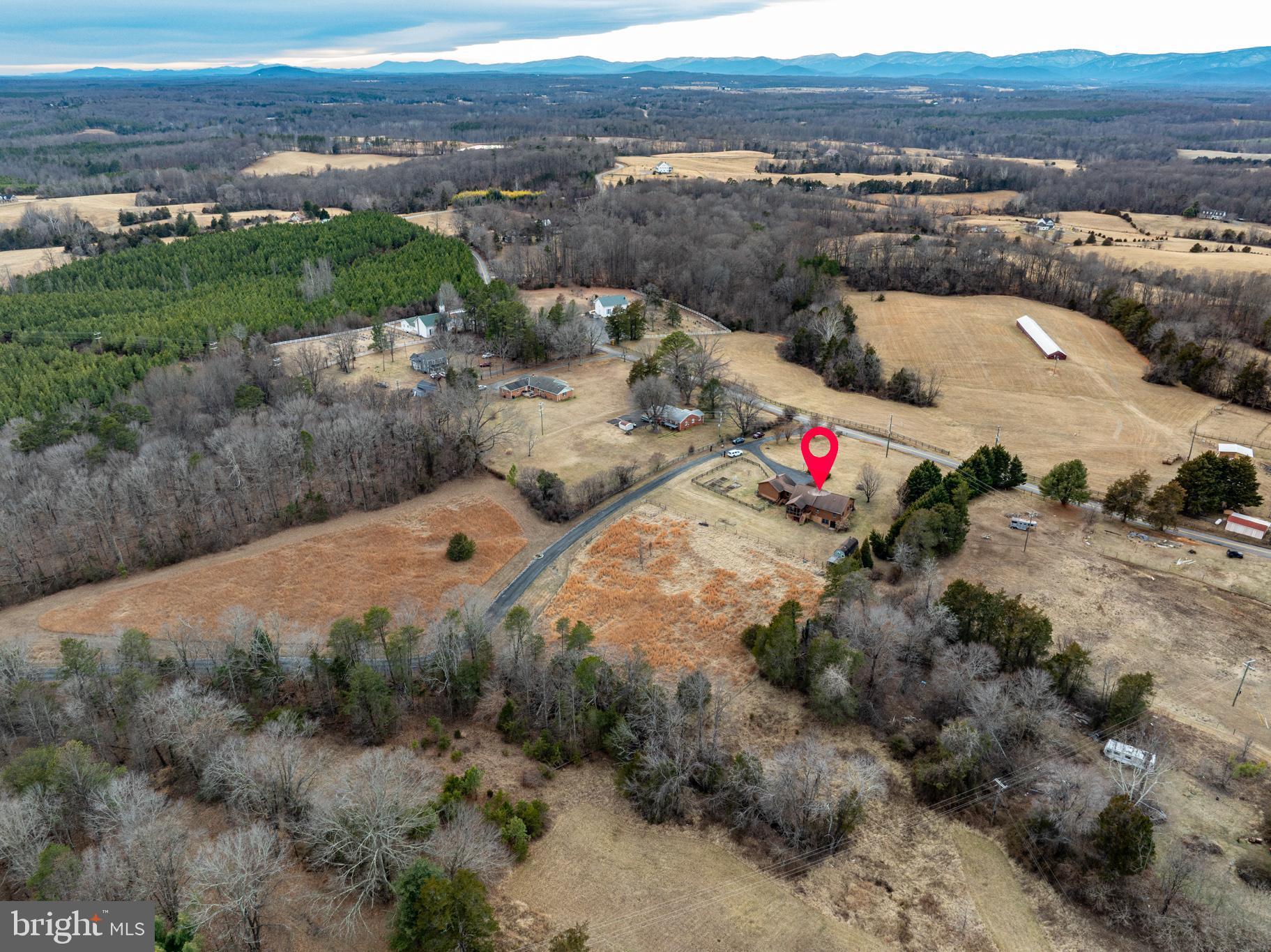 4112 Jacks Shop Road Rochelle, VA 22738 - Photo 45 of 54 a view of a dry yard with wooden fence
