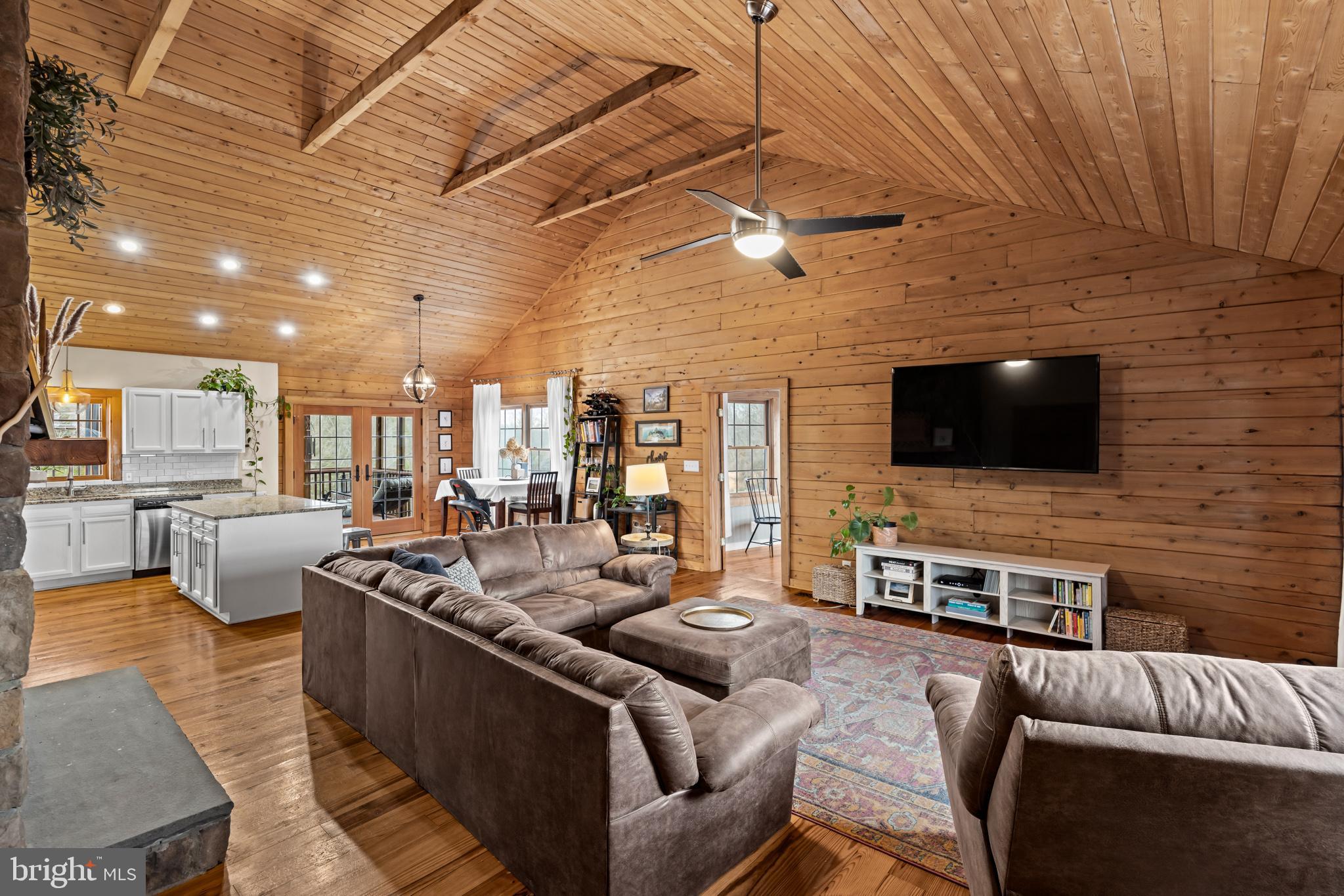 4112 Jacks Shop Road Rochelle, VA 22738 - Photo 6 of 54 a living room with furniture and a flat screen tv
