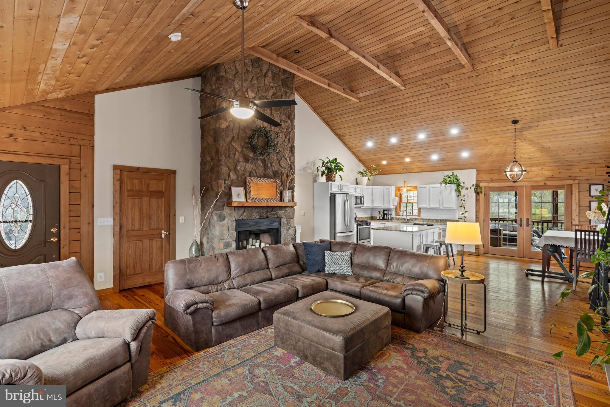 4112 Jacks Shop Road Rochelle, VA 22738 - Photo 7 of 54 a living room with furniture and a large window