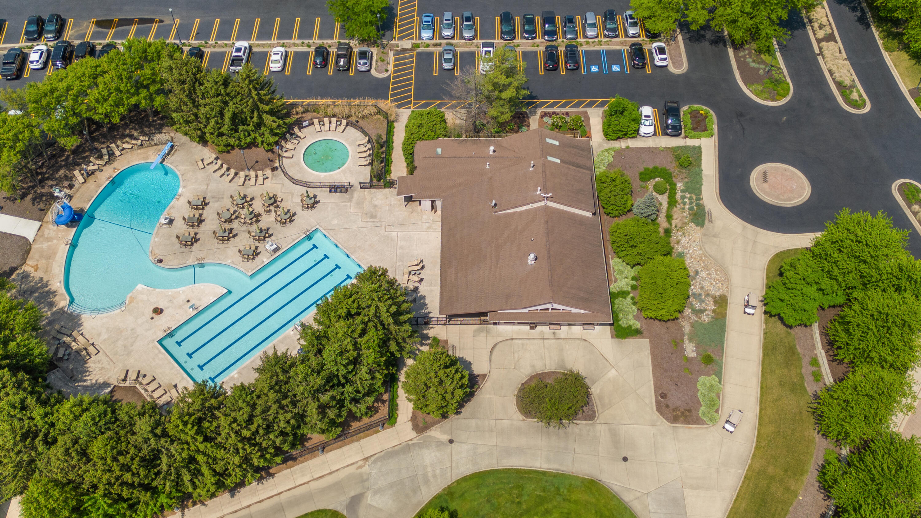 1941 Bramble Trace Chesterton, IN 46304 - Photo 7 of 8 an aerial view of garden