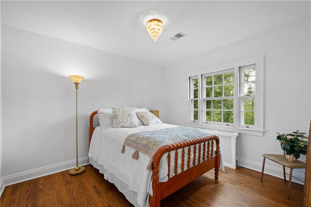 650 Pennridge Road Pittsburgh, PA 15211 - Photo 22 of 33 a bedroom with a bed and window