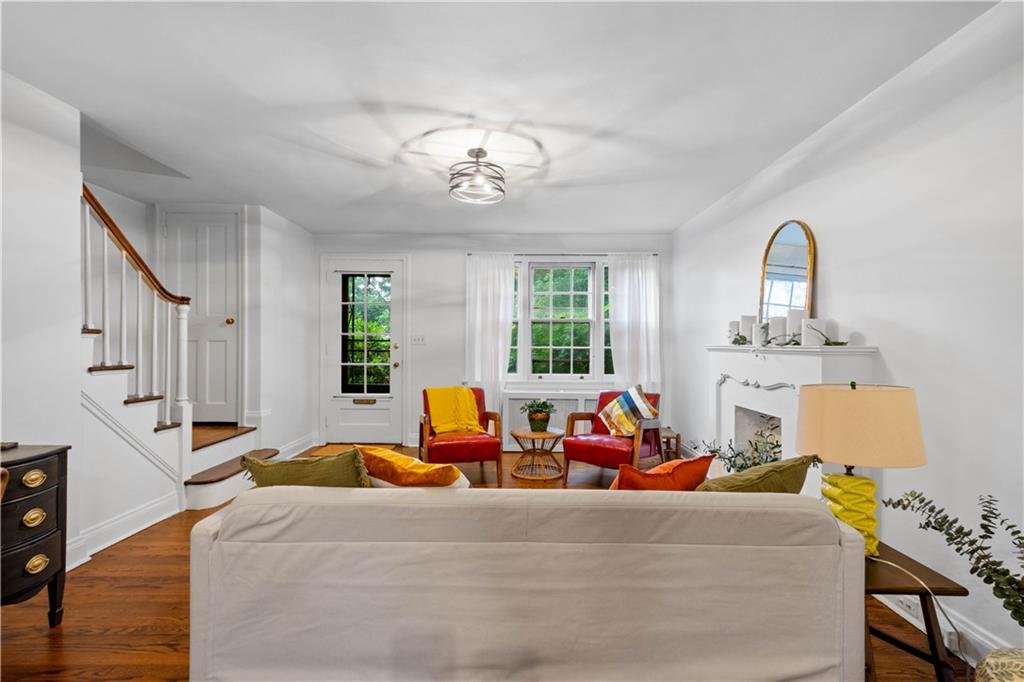 650 Pennridge Road Pittsburgh, PA 15211 - Photo 10 of 33 a living room with furniture chandelier and a window