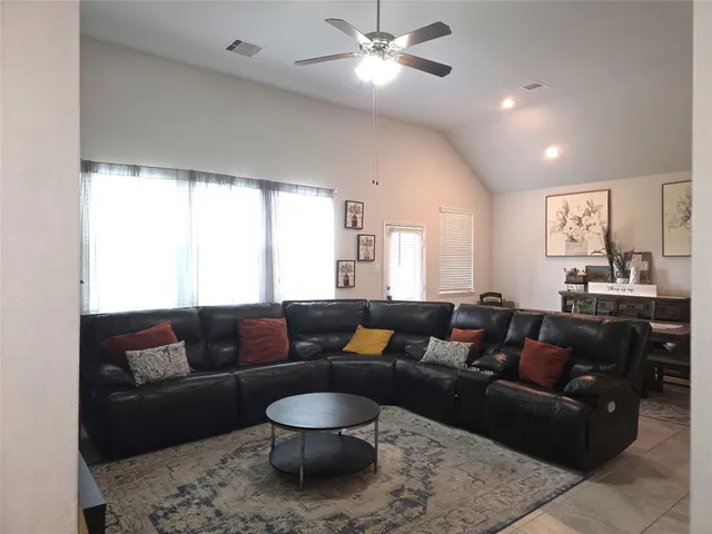 $346,000 | 10618 Sentinel Dome Drive, Rosharon, TX 77583