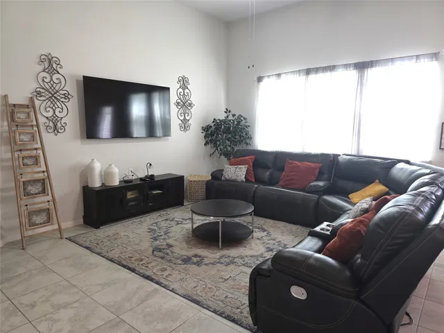 $346,000 | 10618 Sentinel Dome Drive, Rosharon, TX 77583