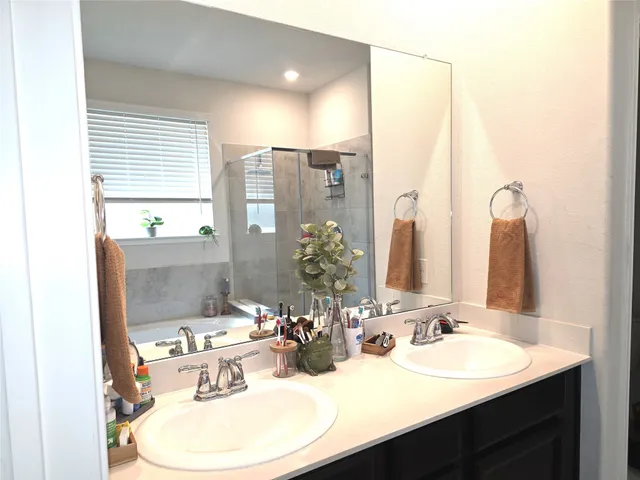 $346,000 | 10618 Sentinel Dome Drive, Rosharon, TX 77583