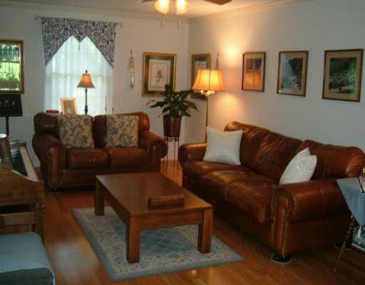 1725 Partridge Run Road Upper St. Clair, PA 15241 - Photo 4 of 8 Den/Family/Great Room.
