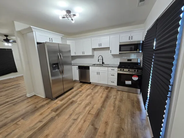 $1,635 | 5525 East 13th Place, Gary, IN 46403