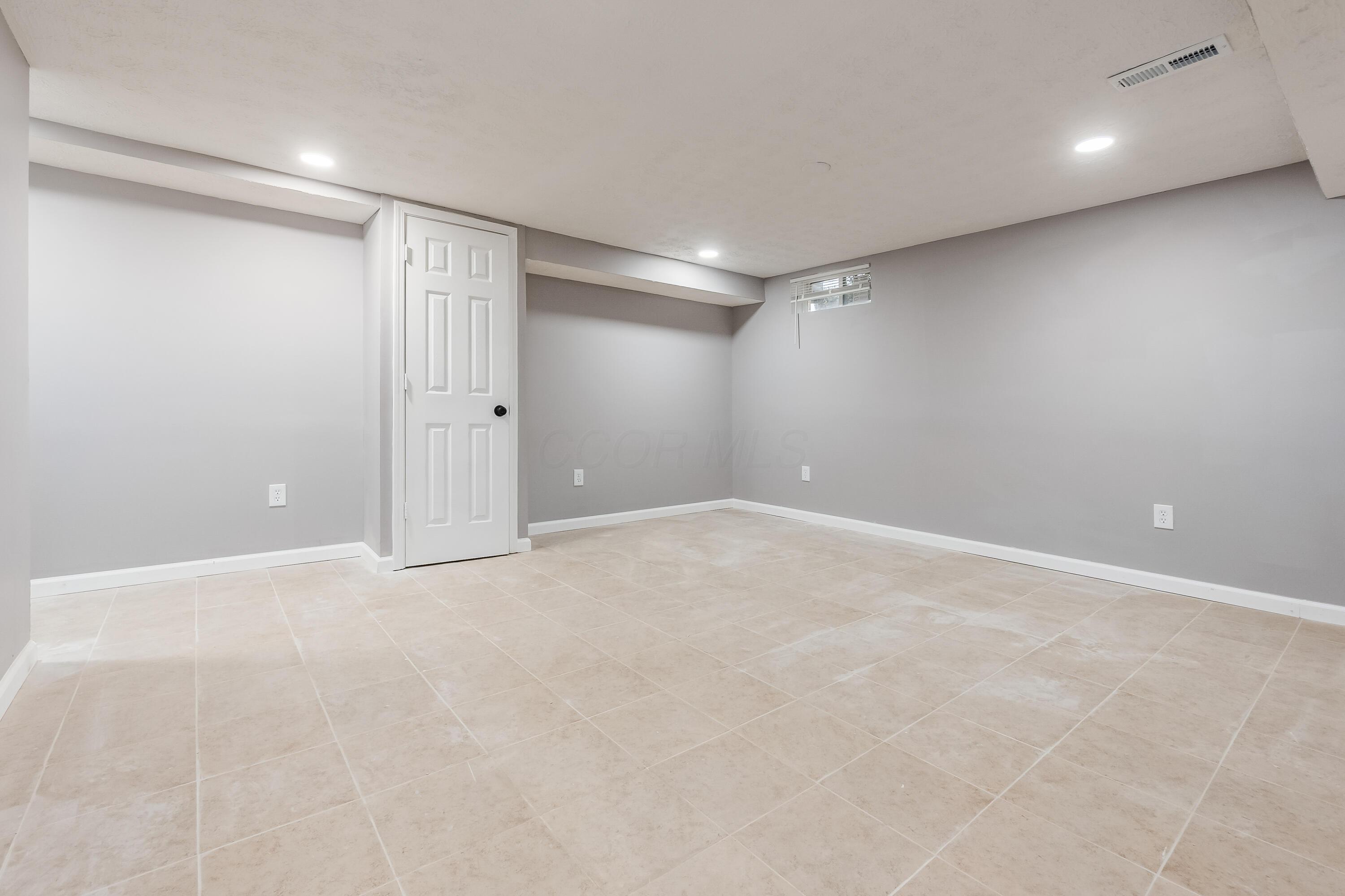 757 Ivorton Road South Columbus, OH 43207 - Photo 33 of 53