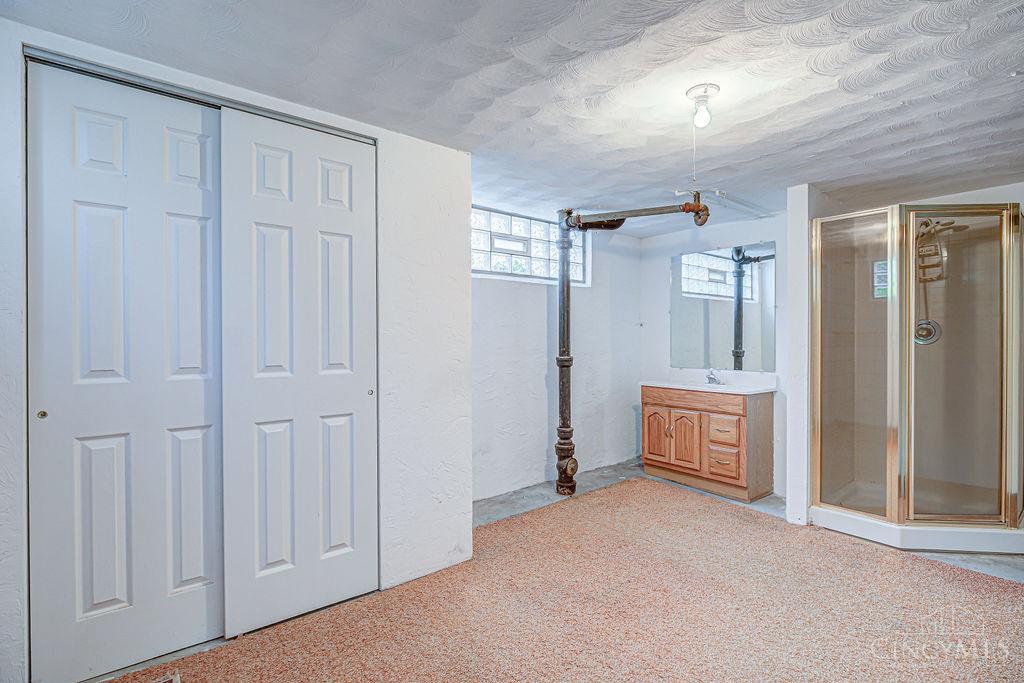 3536 Poole Road Cincinnati, OH 45251 - Photo 27 of 40 Gallery Image 27