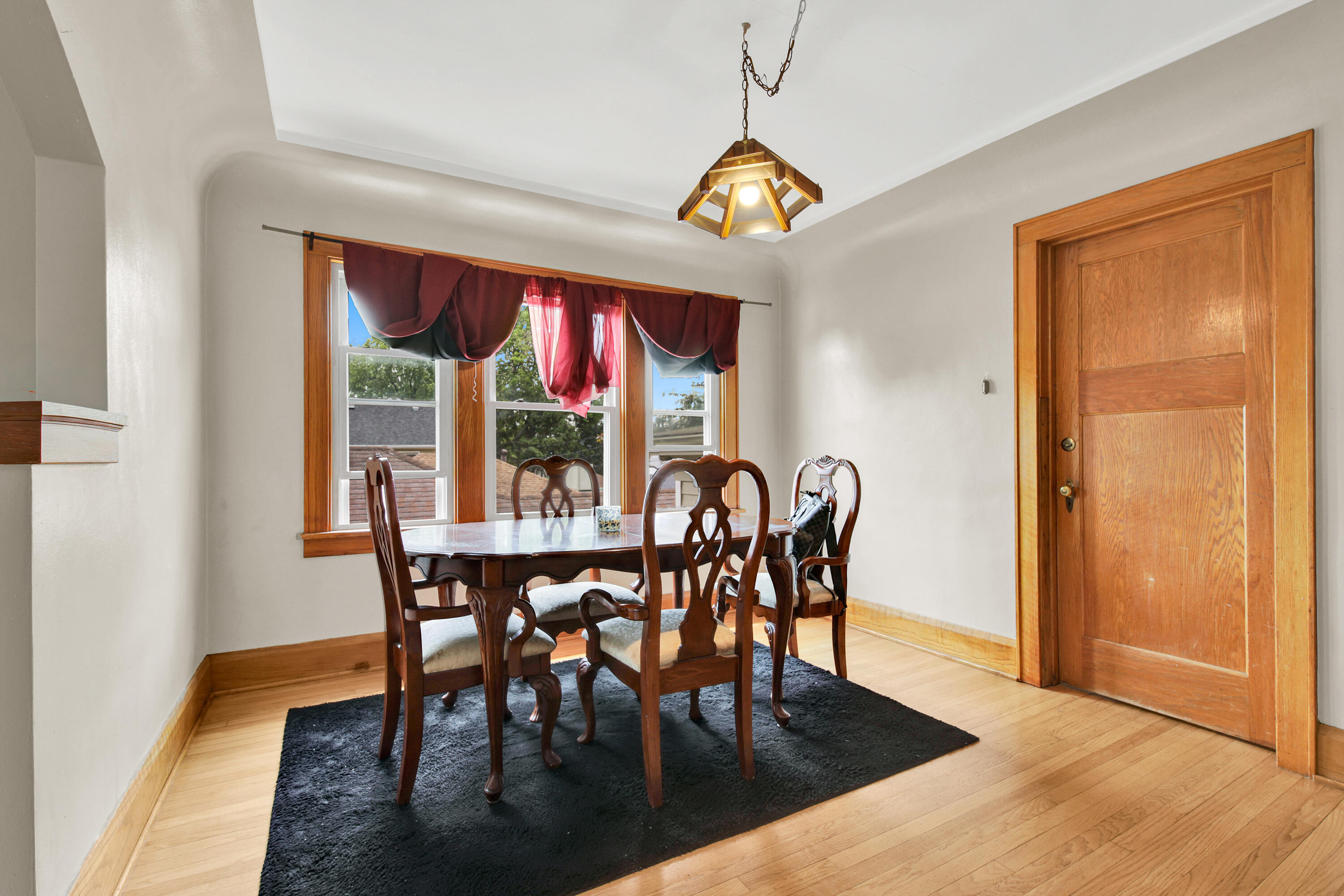 1414 West Lawn Avenue, Unit 1416 Racine, WI 53405 - Photo 14 of 29 1414 w lawn ave-14