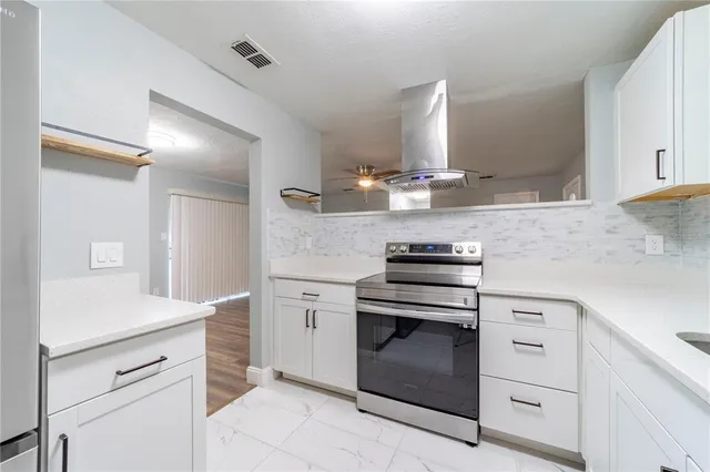 $2,000 | 51 North Cortez Avenue, Winter Springs, FL 32708