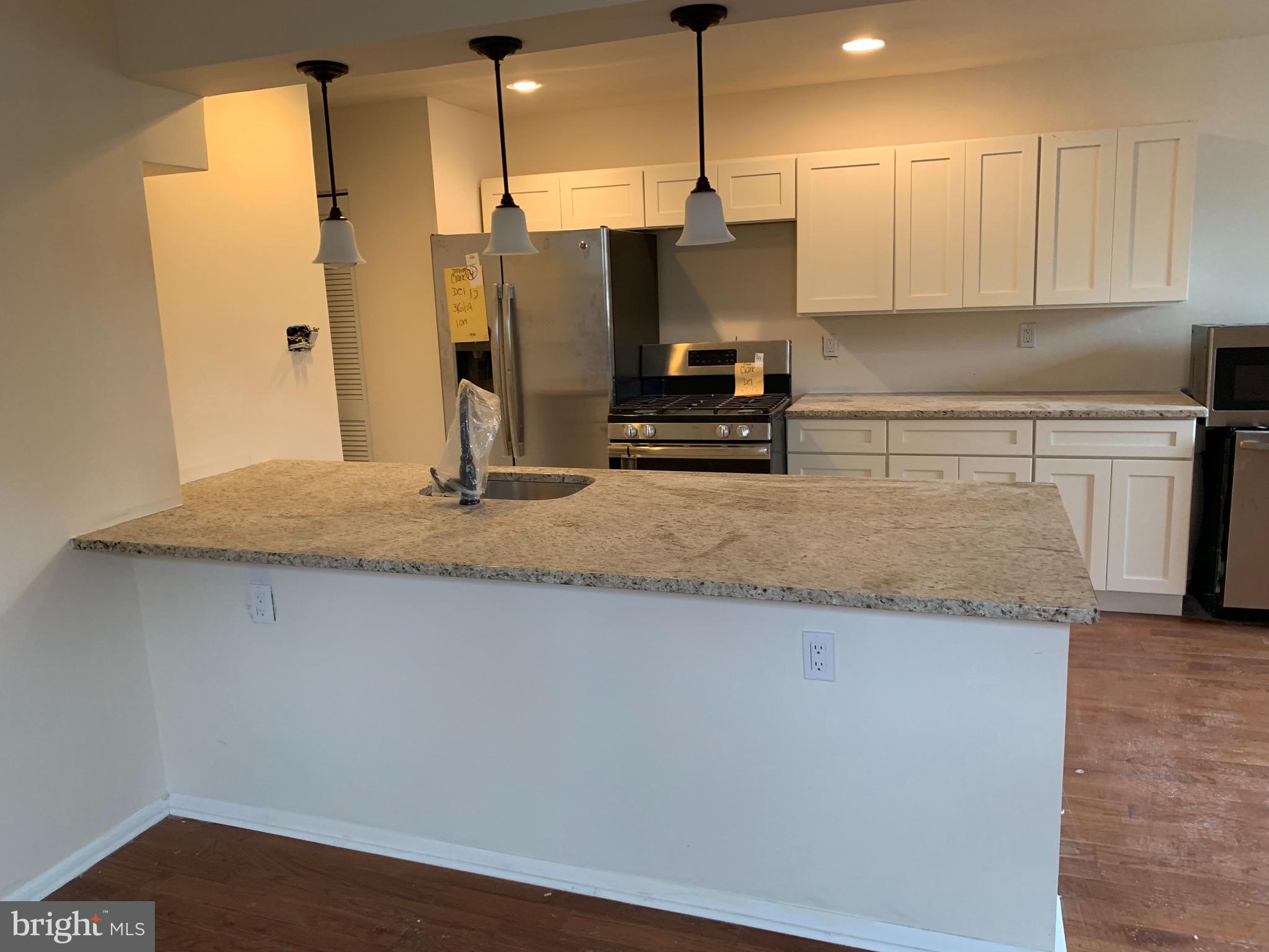 428 Rennard Street Philadelphia, PA 19116 - Photo 3 of 3 Gallery Image 3