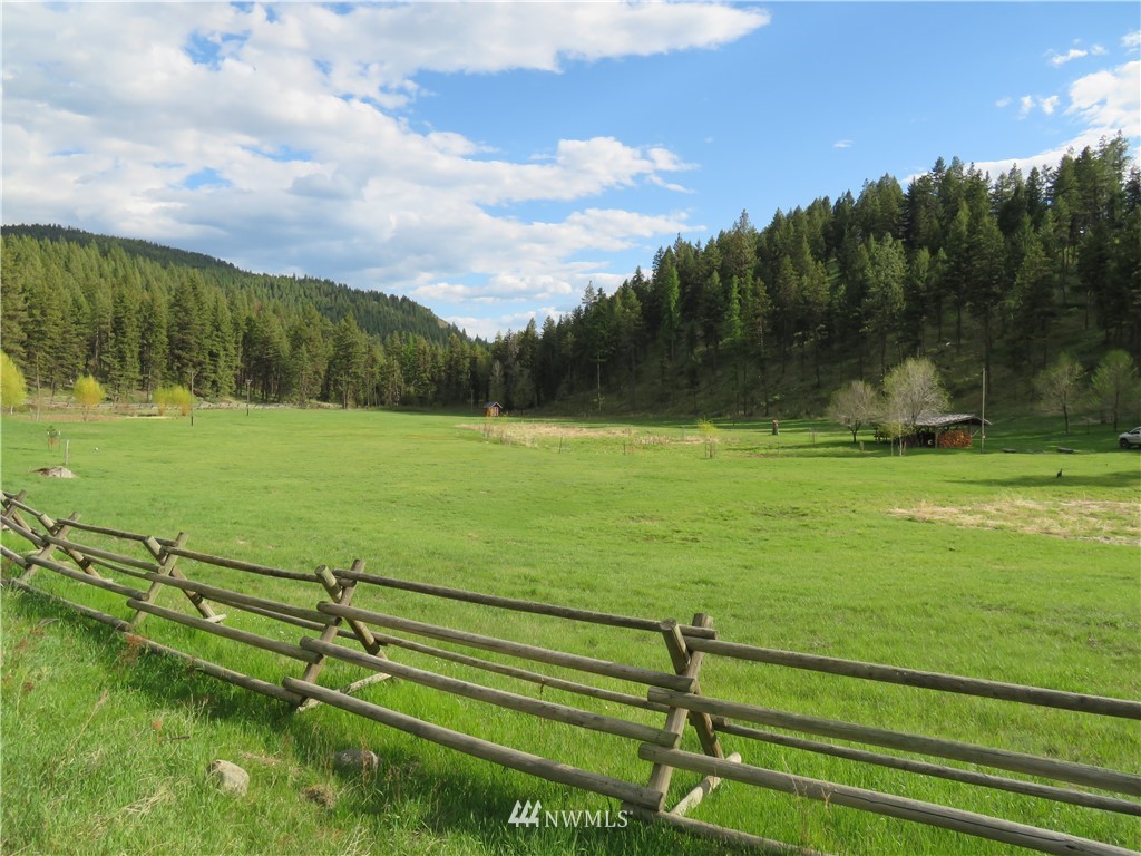 102 Four Winds Road Curlew, WA 99118 - Photo 1 of 25 Gallery Image 1