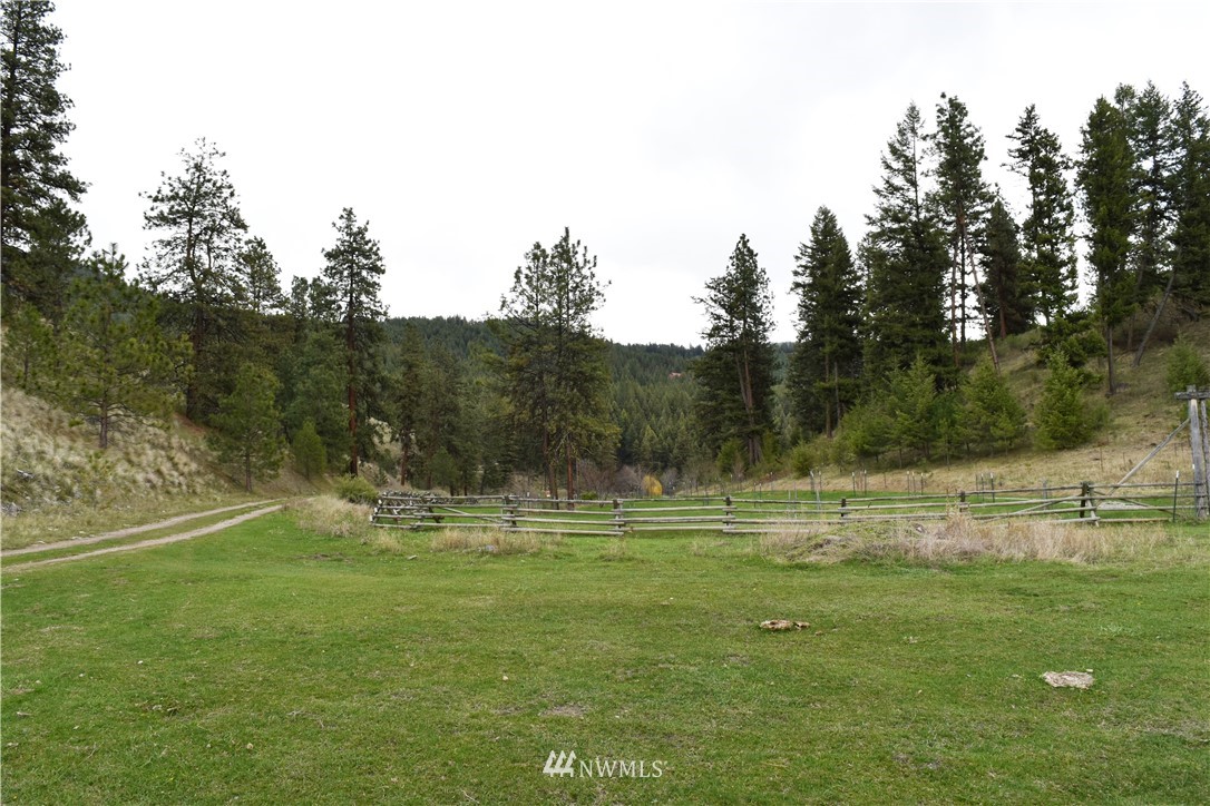 102 Four Winds Road Curlew, WA 99118 - Photo 6 of 25 Gallery Image 6