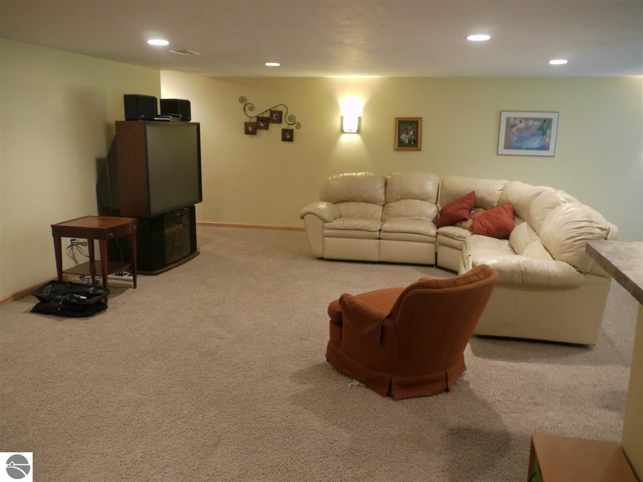 3941 Stone Ridge Drive Traverse City, MI 49684 - Photo 25 of 30 1776505-24.JPG
