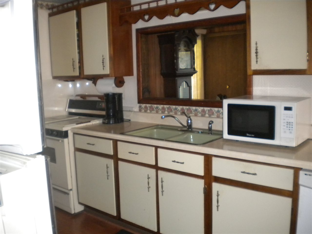4672 Patricia Ann Road Alger, MI 48610 - Photo 12 of 28 1846800-12.JPG