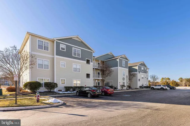 $365,000 | 33192 North Village Loop, Unit 5202, Lewes, DE 19958