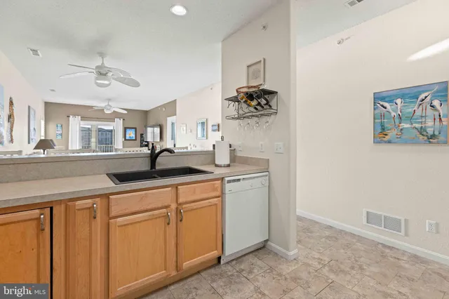 $365,000 | 33192 North Village Loop, Unit 5202, Lewes, DE 19958