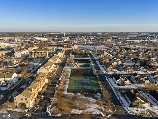 $365,000 | 33192 North Village Loop, Unit 5202, Lewes, DE 19958