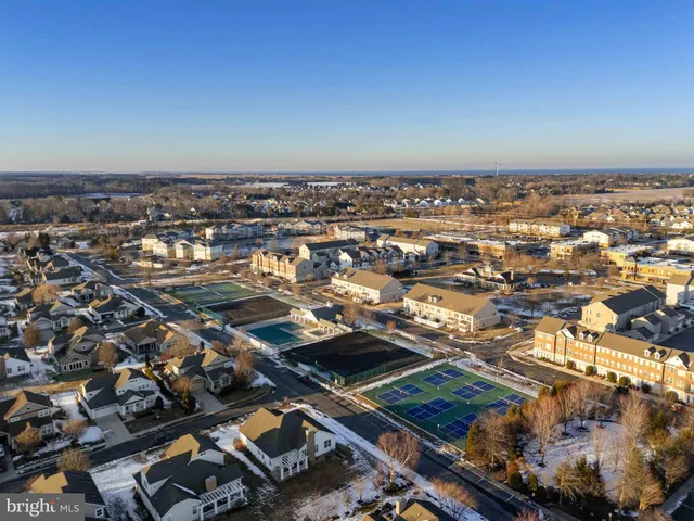 $365,000 | 33192 North Village Loop, Unit 5202, Lewes, DE 19958