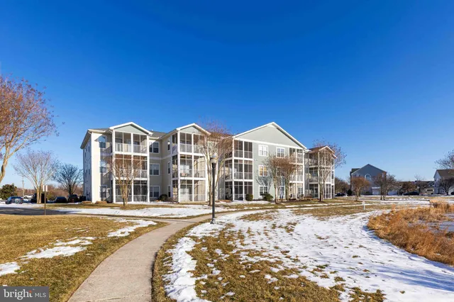 $365,000 | 33192 North Village Loop, Unit 5202, Lewes, DE 19958