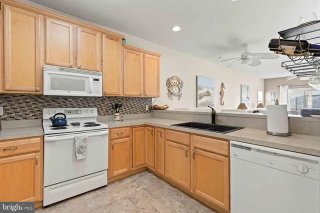 $365,000 | 33192 North Village Loop, Unit 5202, Lewes, DE 19958