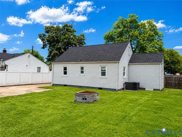 $249,900 | 7 Mohican Drive, Portsmouth, VA 23701