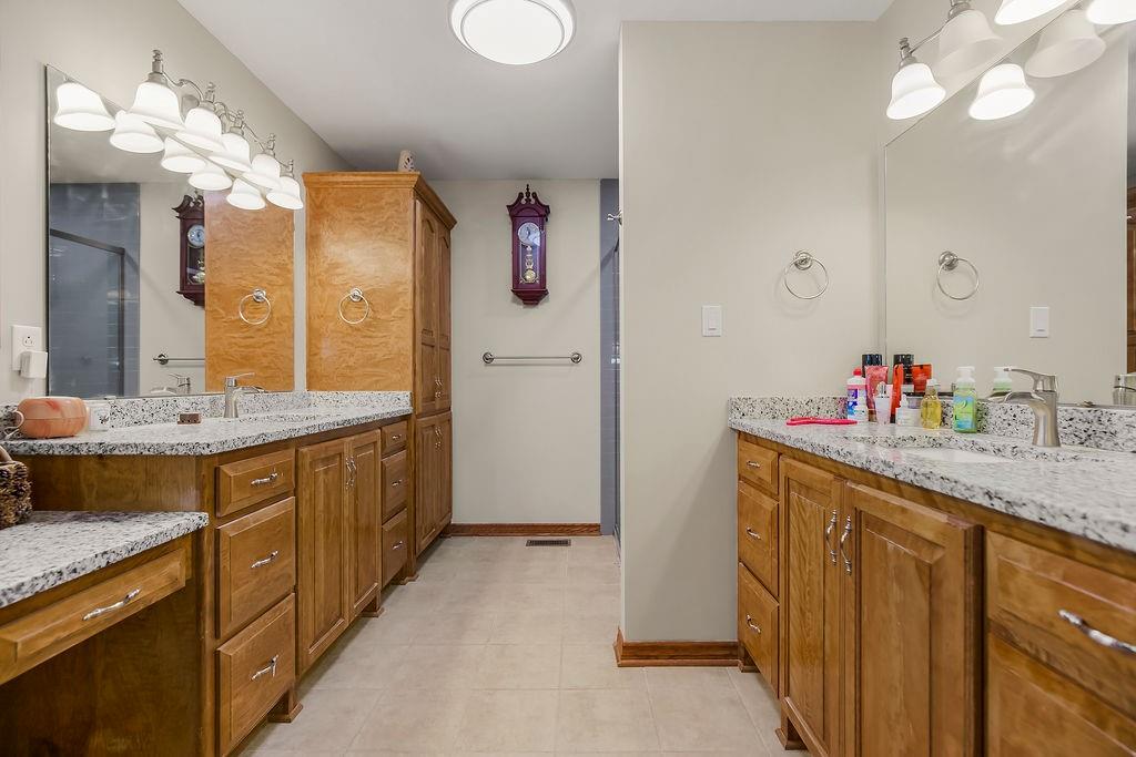 7086 Southwest Crystal Lane Trimble, MO 64492 - Photo 17 of 49