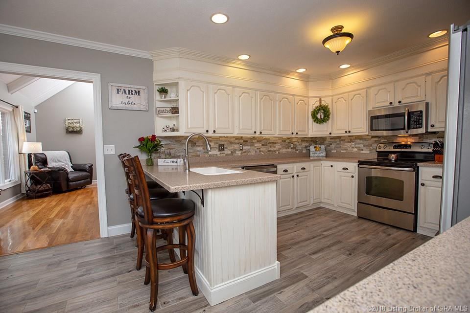 6042 Springcrest Drive Georgetown, IN 47122 - Photo 12 of 39