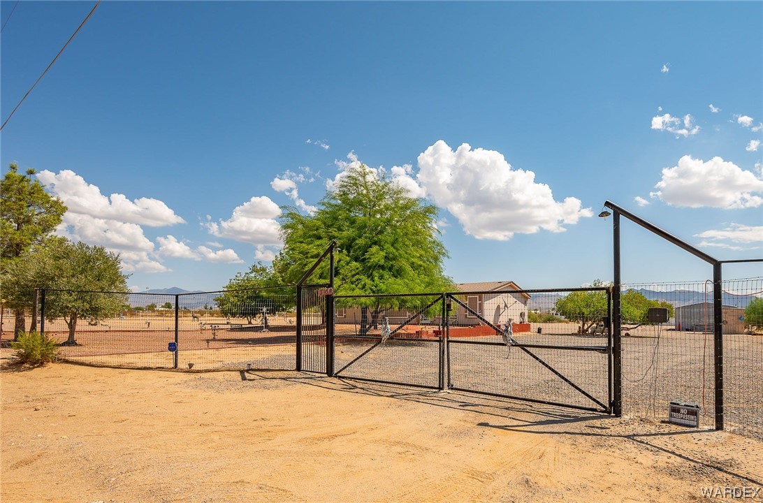 3740 North Santa Maria Road Golden Valley, AZ 86413 - Photo 4 of 39 Gallery Image 4