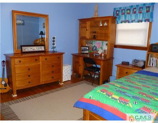 124 6th Street Middlesex, NJ 08846 - Photo 15 of 20