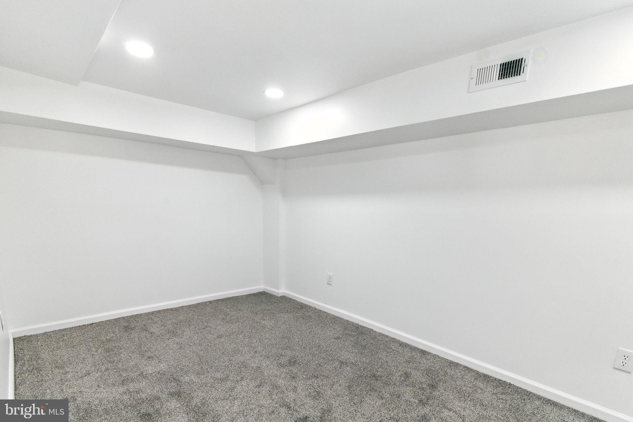 7643 Gilbert Street Philadelphia, PA 19150 - Photo 34 of 43