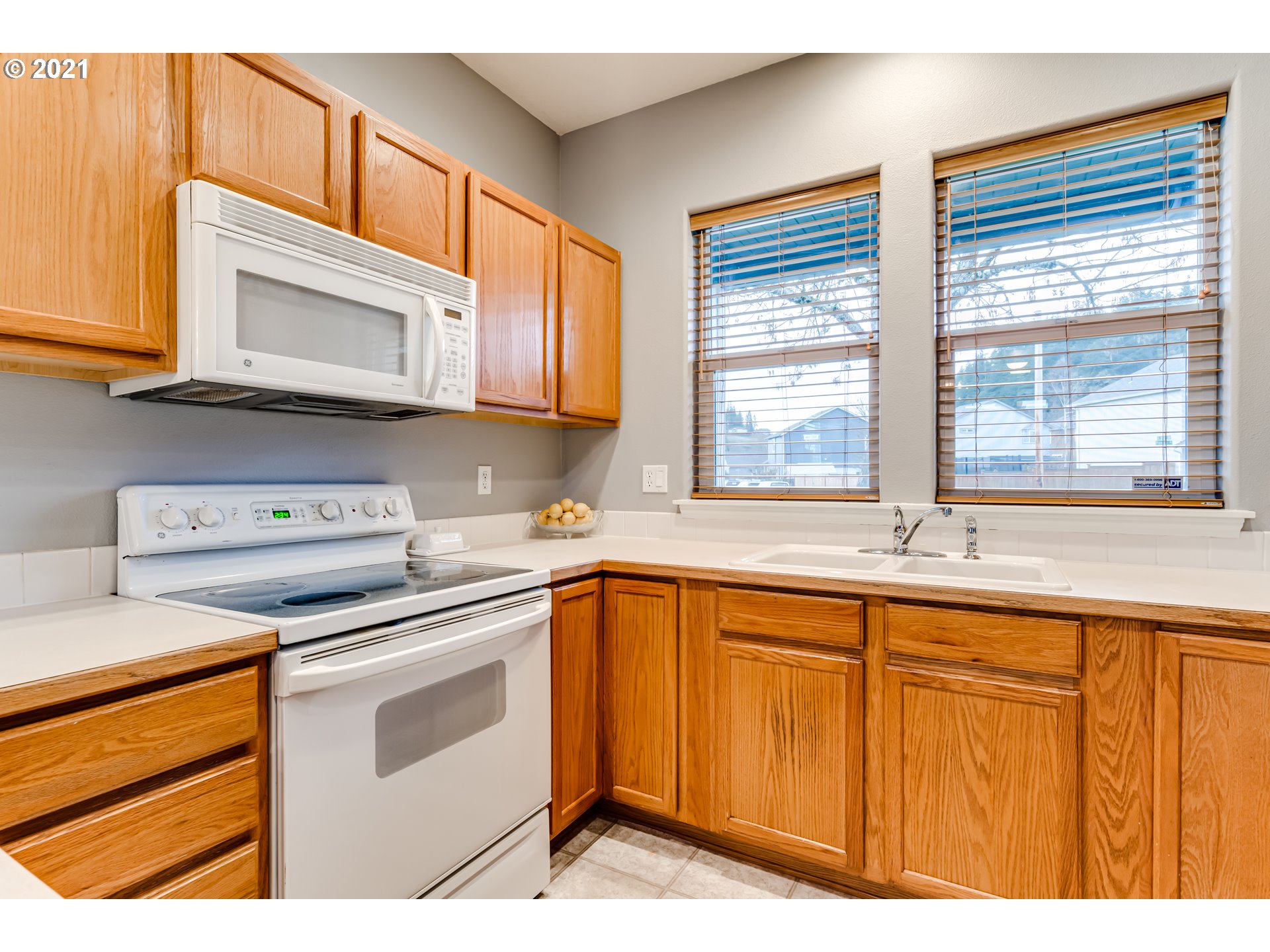 5905 Pumice Place Springfield, OR 97478 - Photo 8 of 21 Gallery Image 8