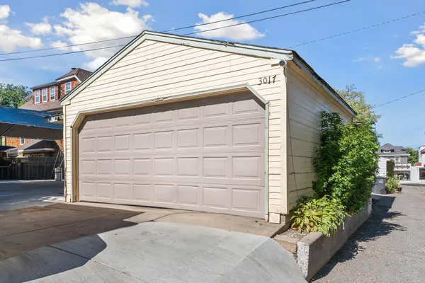 $674,900 | 3017 James Avenue South, Minneapolis, MN 55408