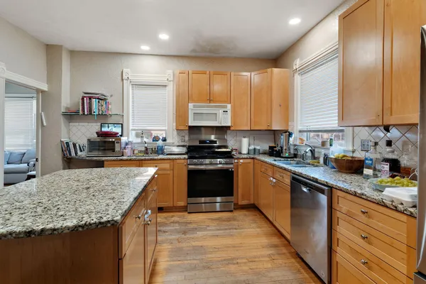 $674,900 | 3017 James Avenue South, Minneapolis, MN 55408