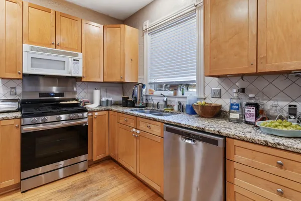 $674,900 | 3017 James Avenue South, Minneapolis, MN 55408