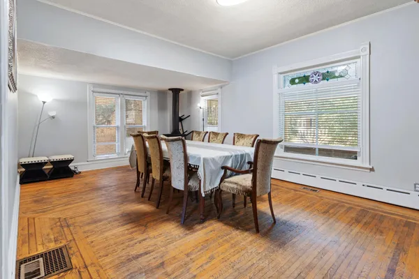 $674,900 | 3017 James Avenue South, Minneapolis, MN 55408