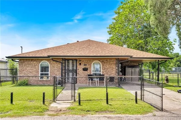 $215,000 | 550 Wilson Street, Marrero, LA 70072