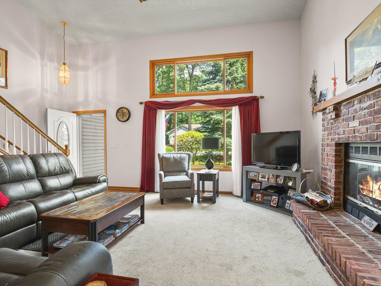 239 Rochester Road Northeast Poplar Grove, IL 61065 - Photo 6 of 47