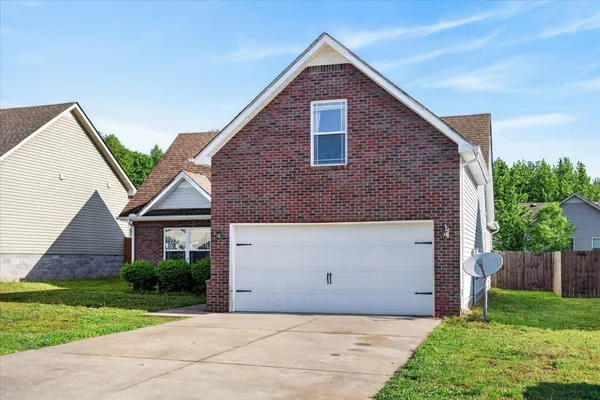 $314,900 | 837 Shelton Circle, Clarksville, TN 37042