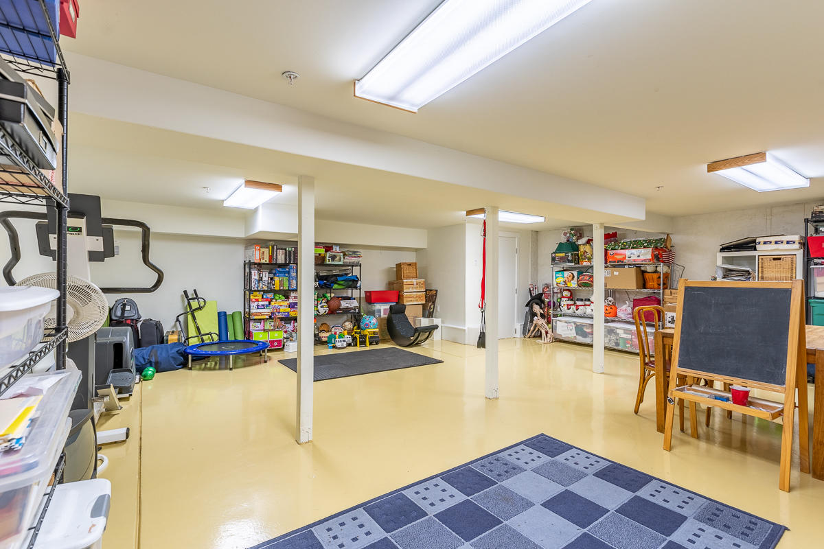 7 North San Marcos Road Santa Barbara, CA 93111 - Photo 31 of 43 a living room with furniture and a flat screen tv